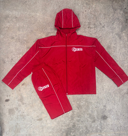 GEEKED ESSENTIAL TRACKSUIT (RED)