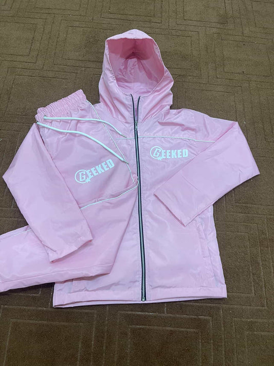 GEEKED ESSENTIAL TRACKSUIT (PINK)